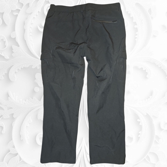 Free Soldier Men's Softshell Fleece Lined Black Pants - Picture 2 of 5